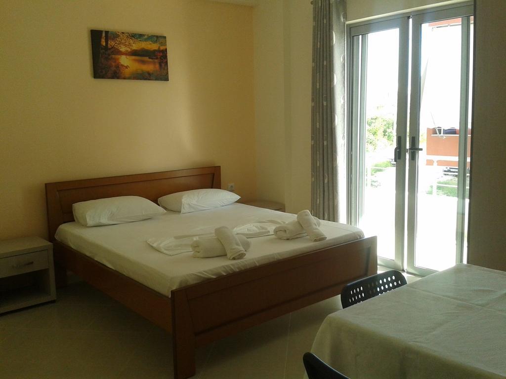 Bill'S Apartments Sarandë 外观 照片